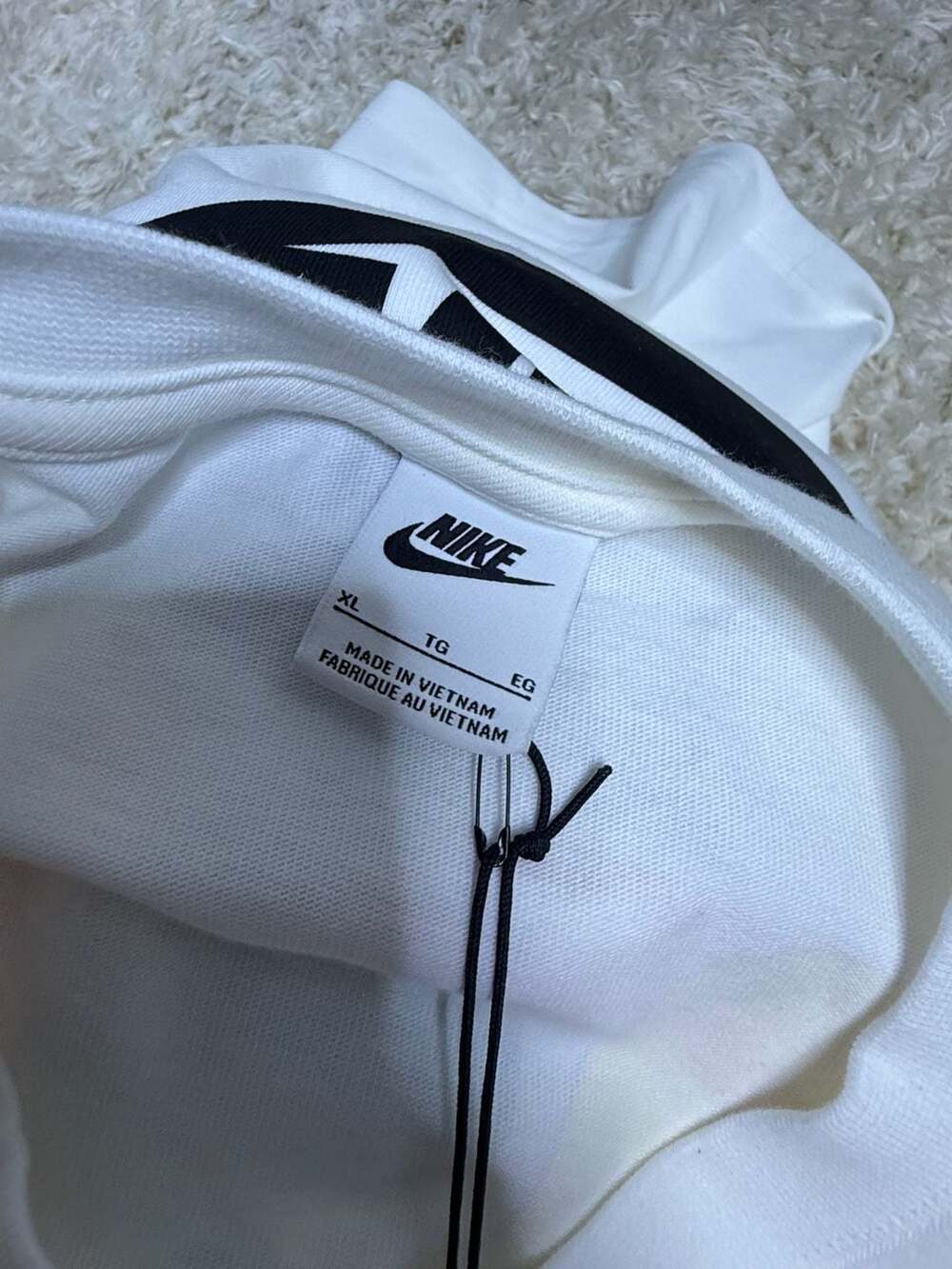 Nike Air GX XL Short Sleeve Graphic T-Shirt White - Picture 4 of 4